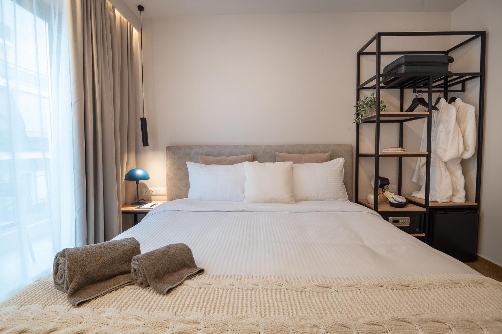 Ira - Ηρα Hotel Kalamata Extérieur photo